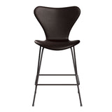 Fritz Hansen - 3187 lav barstol, fuldpolstret i Grace læder - Mørk brun læder - Warm Graphite stel - Jacobsen Plus