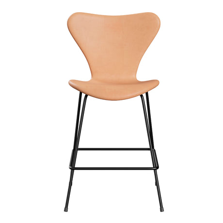 Fritz Hansen - 3187 niedriger Barhocker, vollgepolstert in Naturleder - Chromgestell - Jacobsen Plus