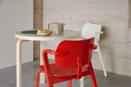 Aalto Table Round 90B, Ø75 cm von Artek - Birk - Jacobsen Plus