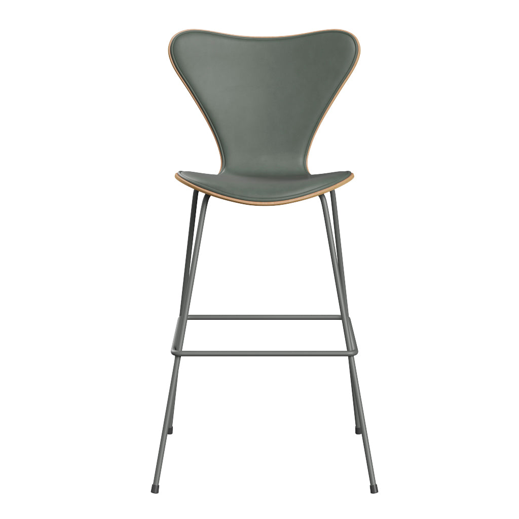 Fritz Hansen - 3197 høj barstol, naturfiner og forsidepolstret i Grace læder - Bøg - Concrete Grey læder - Silver Grey stel - Jacobsen Plus
