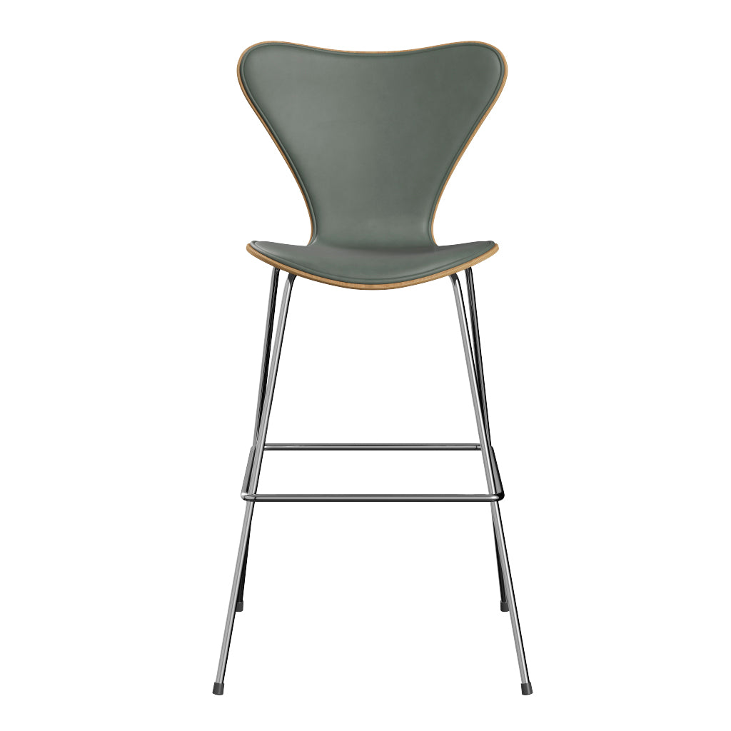 Fritz Hansen - 3197 høj barstol, naturfiner og forsidepolstret i Grace læder - Eg - Concrete Grey læder - Krom stel - Jacobsen Plus
