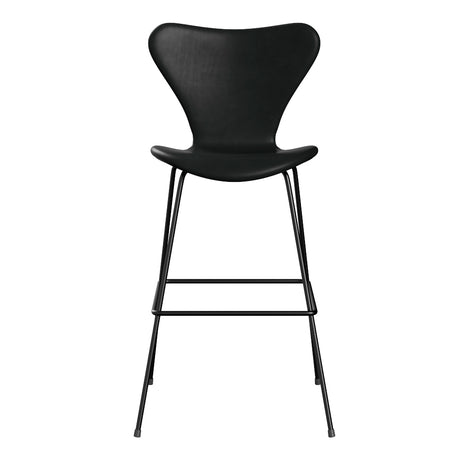 Fritz Hansen - 3197 hoher Barhocker, voll gepolstert in Grace Leder - Schwarzes Leder - Chromgestell - Jacobsen Plus