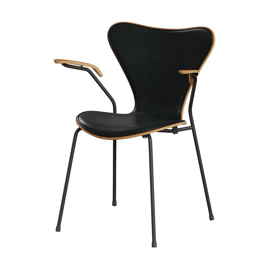 Fritz Hansen - 3207 Stuhl mit Armlehnen, Naturfurnier und Vorderseite gepolstert in Grace Leder - Elm - Schwarz Leder - Warmes Graphitgestell - Jacobsen Plus