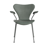 Fritz Hansen - 3207 stol med armlæn, fuldpolstret i Grace læder - Concrete Grey læder - Silver Grey stel - Jacobsen Plus