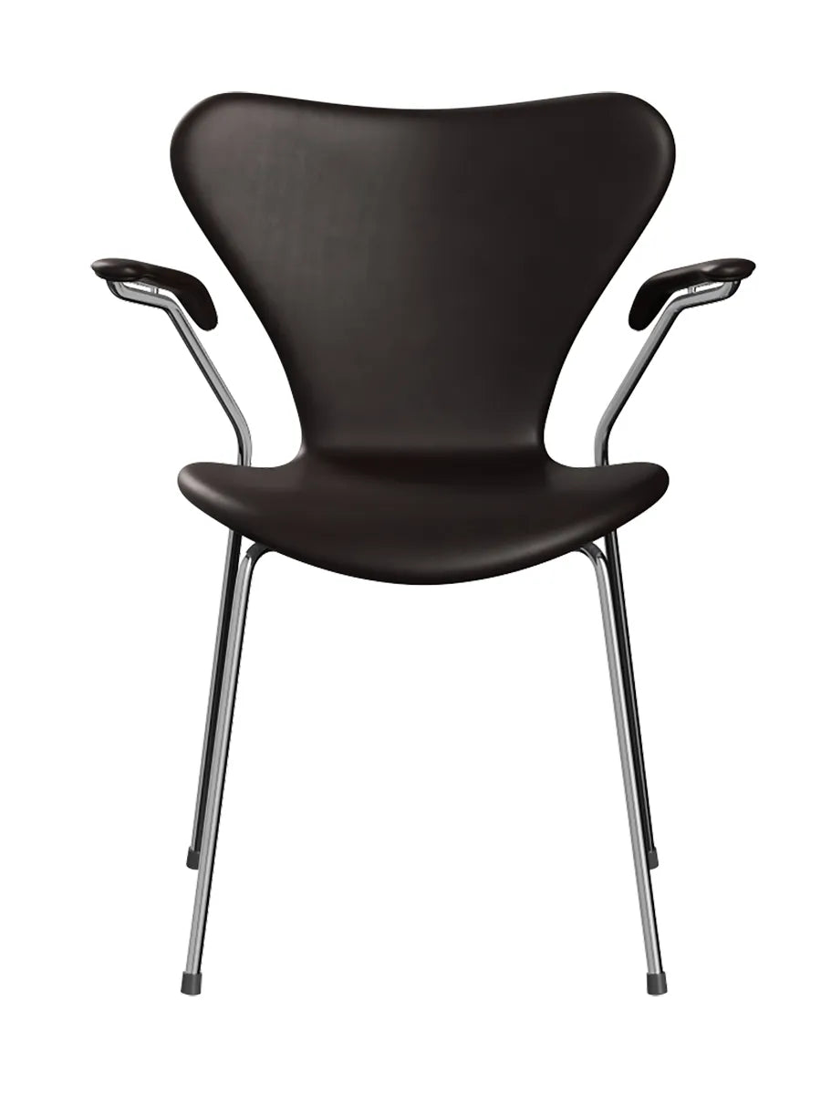 3207 Serie 7 Armstol af Arne Jacobsen - Fuldpolstret / Grace læder / Mørk-brun - Jacobsen Plus