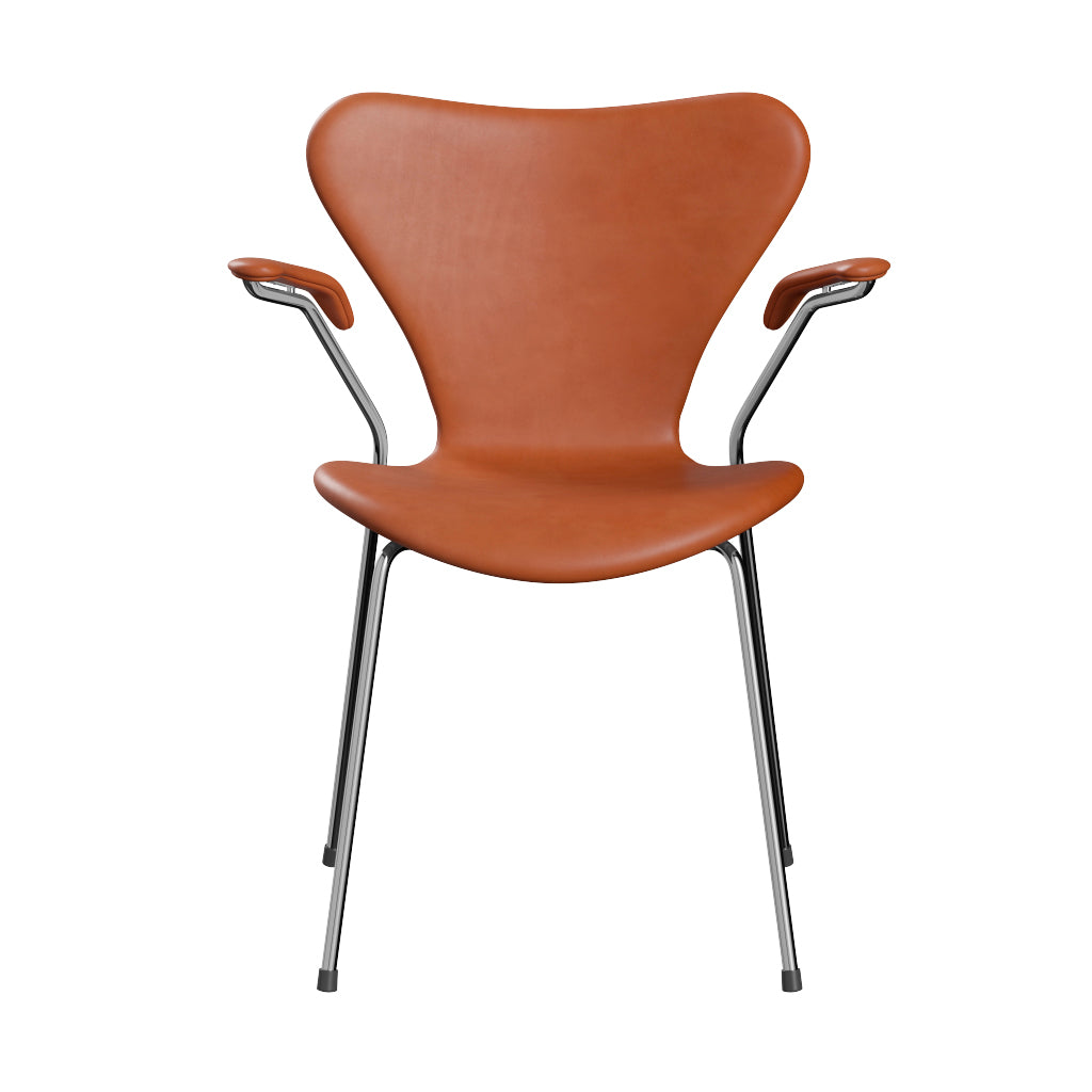 Fritz Hansen - 3207 stol med armlæn, fuldpolstret i Grace læder - Walnut læder - Chrome stel - Jacobsen Plus