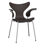 3208 Die Lilie mit Armlehnen, vollgepolstert von Arne Jacobsen - Haze Leder - Dark Brown - Jacobsen Plus
