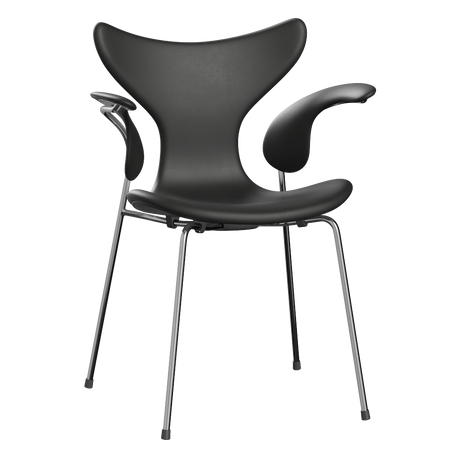 3208 Die Lilie mit Armlehnen, vollgepolstert von Arne Jacobsen - Essential Leder - Black - Jacobsen Plus