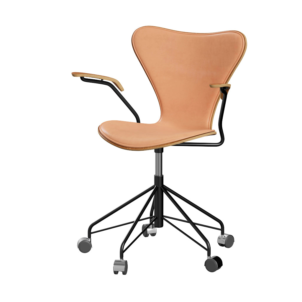 Fritz Hansen - 3217 kontorstol med armlæn, naturfiner og forsidepolstret i Natur læder - Elm - Sort stel - Jacobsen Plus