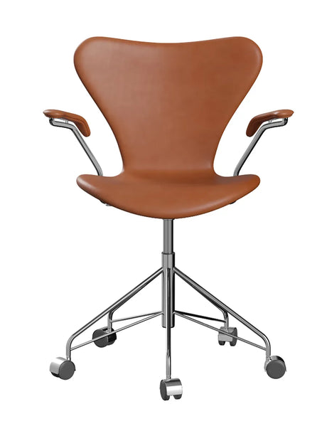 3217 Serie 7 Bürostuhl von Arne Jacobsen - Voll gepolstert / Grace Leder / Walnuss - Jacobsen Plus