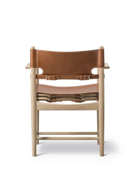 Spanish Dining Chair mit Armlehnen von Børge Mogensen - Naturfarbenes Leder / Eiche geseift - Jacobsen Plus