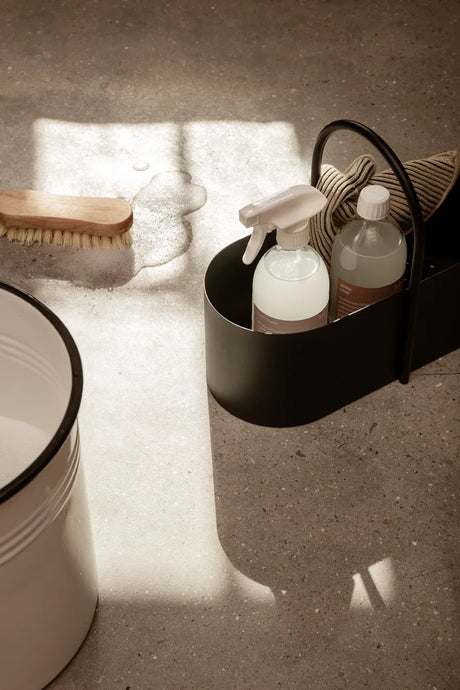Grib Toolbox von Ferm Living - Schwarz - Jacobsen Plus
