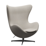 3316 Egg™ Sessel, Gestell in Schwarz von Arne Jacobsen - Hallingdal - 103 Hellgrau - Jacobsen Plus