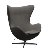 3316 Egg™ Sessel, Gestell in Schwarz von Arne Jacobsen - Hallingdal - 143 Grau/Dunkel - Jacobsen Plus