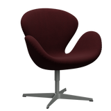 3320 Svanen loungestol, stel i silver grey af Arne Jacobsen - Christianshavn - 1141 Red - Jacobsen Plus