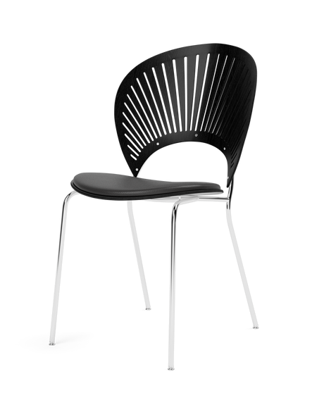 Trinidad Stuhl mit Schwarz Leder auf Sitz von Fredericia Furniture - 1 - Jacobsen Plus
