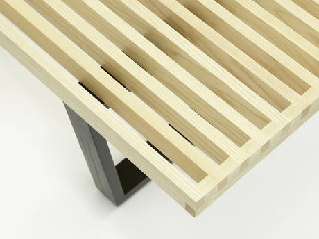 Nelson Bench, lang von Vitra - Esche - Jacobsen Plus
