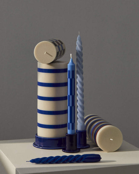 Column Kerzenhalter Large, blau von HAY - 2 - Jacobsen Plus