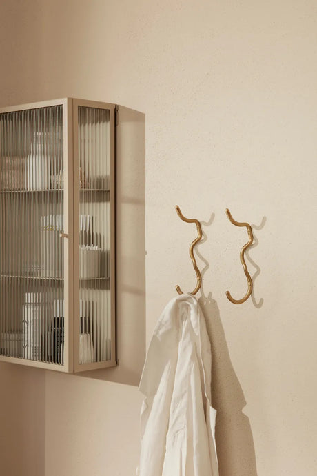 Curvature Hook von Ferm Living - Messing - Jacobsen Plus