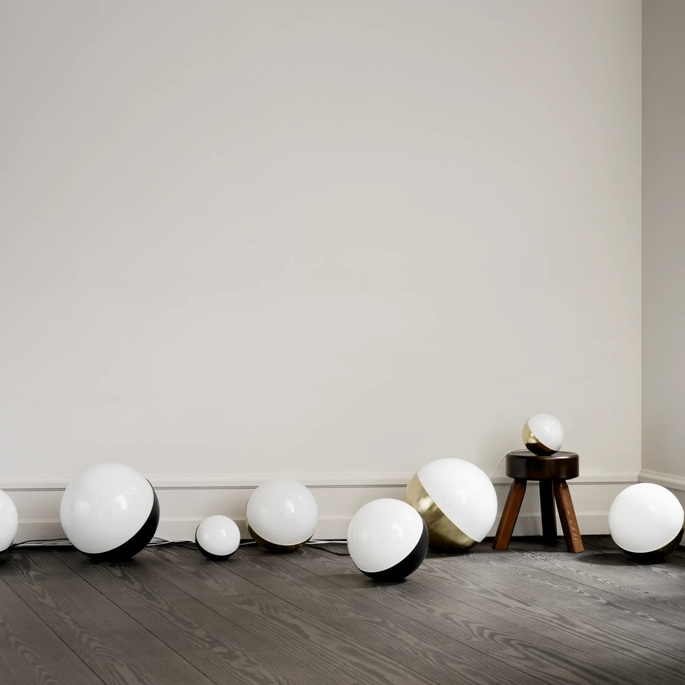 VL Studio Tisch-/Stehleuchte Ø15 Schwarz von Louis Poulsen - 4 - Jacobsen Plus