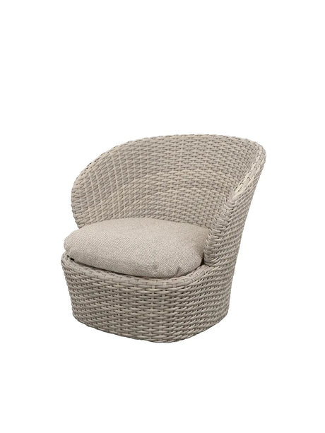 Coast Lounge-Sessel mit Swivel, sand von Cane-line - Desert Sand, Cane-line Rise - Jacobsen Plus