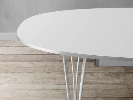 Piet Hein B619 Superellipse Ausziehtisch, 180/300 x 120 cm von Fritz Hansen - Walnussfurnier mit Furnierkante / Verchromter Stahl - Jacobsen Plus