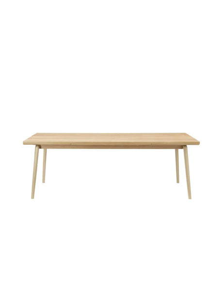C65 Åstrup spisebord med udtræk, lakeret eg fra FDB Møbler - 100 x 220-340 cm - Jacobsen Plus