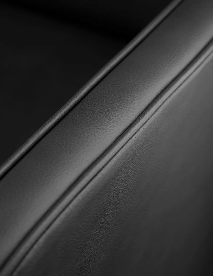L43 MK46 Sofa, schwarz Leder von Mogens Koch - 2 - Jacobsen Plus