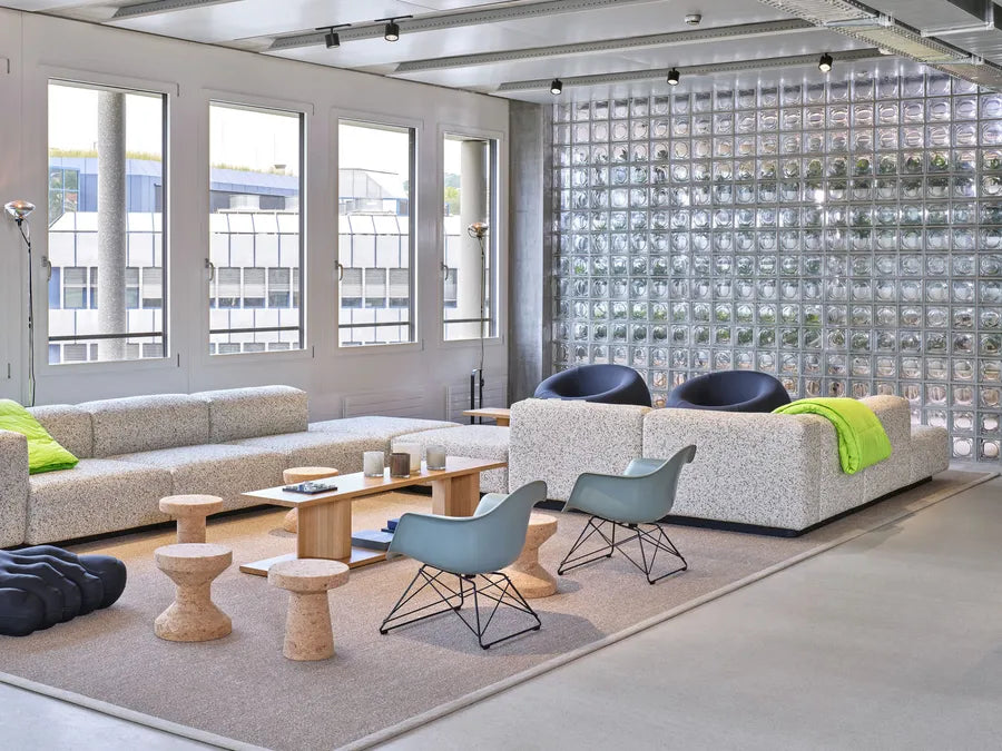 Eames Plastic Armchair LAR, hvidlakeret fra Vitra - 2 - Jacobsen Plus