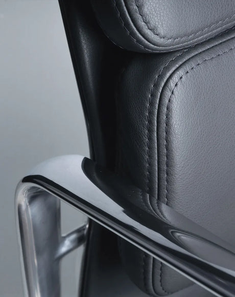Soft Pad Chair EA 217 Bürostuhl, schwarzes Leder/Chromgestell von Vitra - 3 - Jacobsen Plus