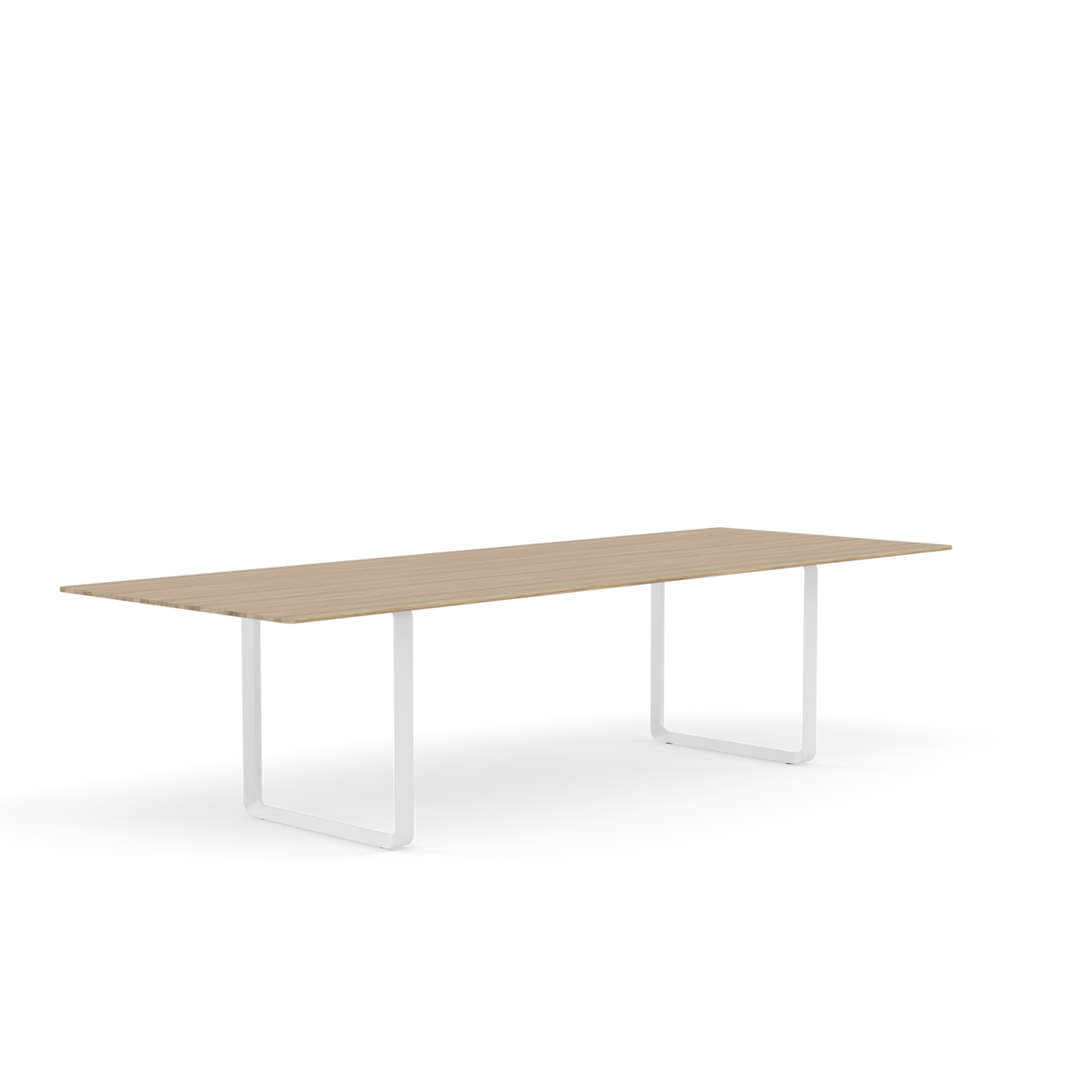 70/70 Tisch von Muuto - 295 x 108 cm / Solid Oak White - Jacobsen Plus