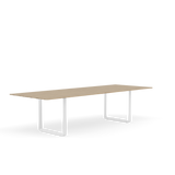 70/70 Tisch von Muuto - 295 x 108 cm / Solid Oak White - Jacobsen Plus