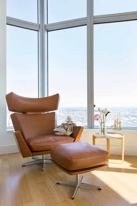 Oksen™-Sessel von Arne Jacobsen - Aura Leder (Schwarz) / Base aus gebürstetem Aluminium - Jacobsen Plus