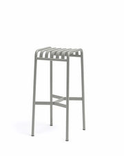 Palissade Bar Stool, sky grey von HAY