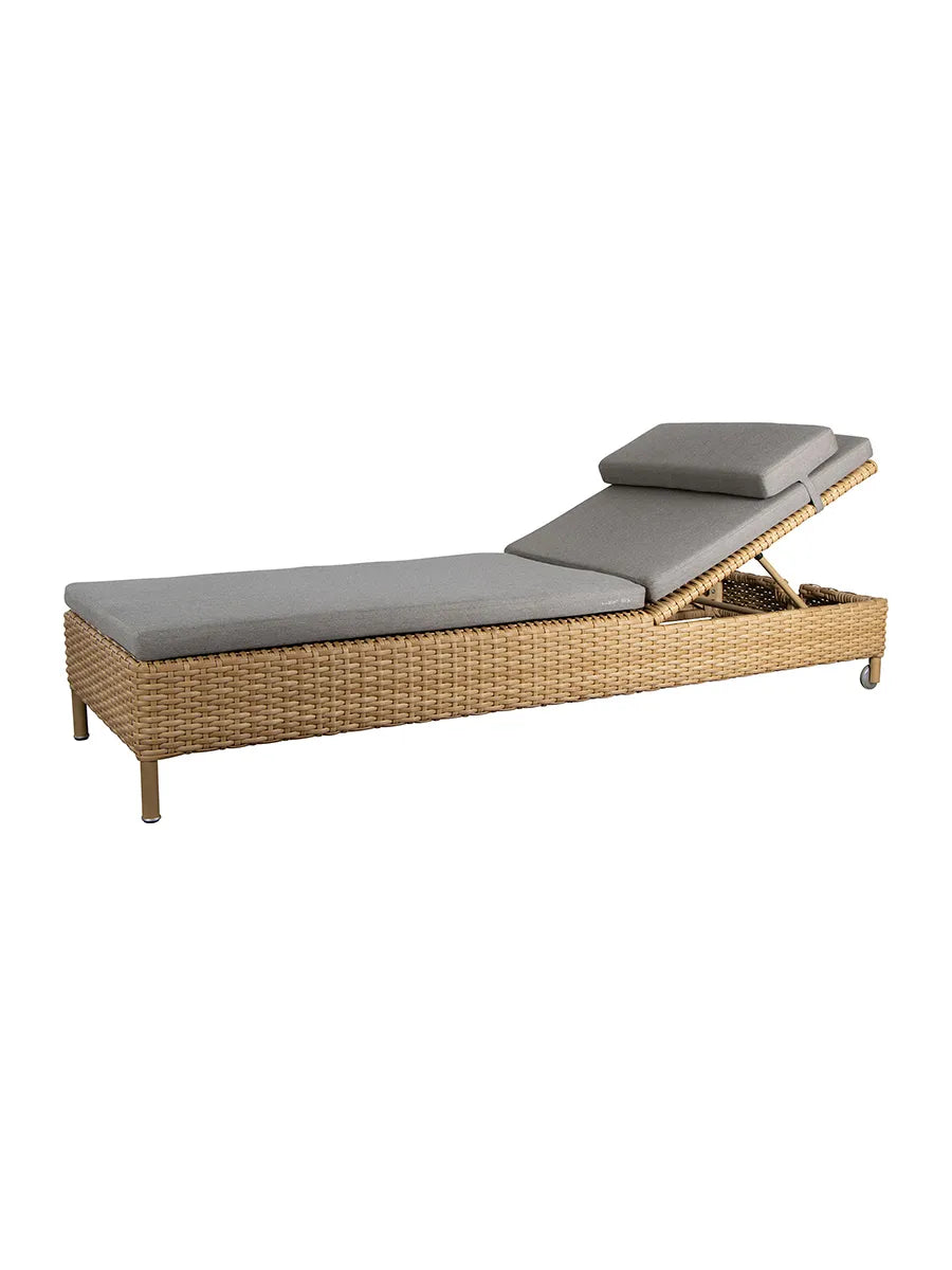 Rest Sonnenliege inkl. Kissen von Cane-line - Natur - Jacobsen Plus