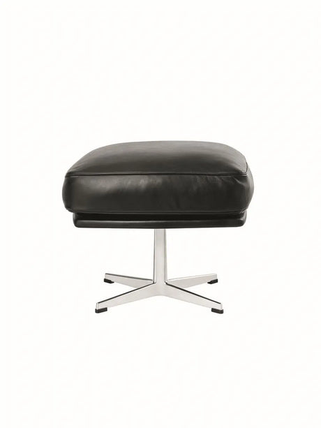 Oksen Fußhocker von Arne Jacobsen - Aura Leder (Schwarz) / Base aus gebürstetem Aluminium - Jacobsen Plus