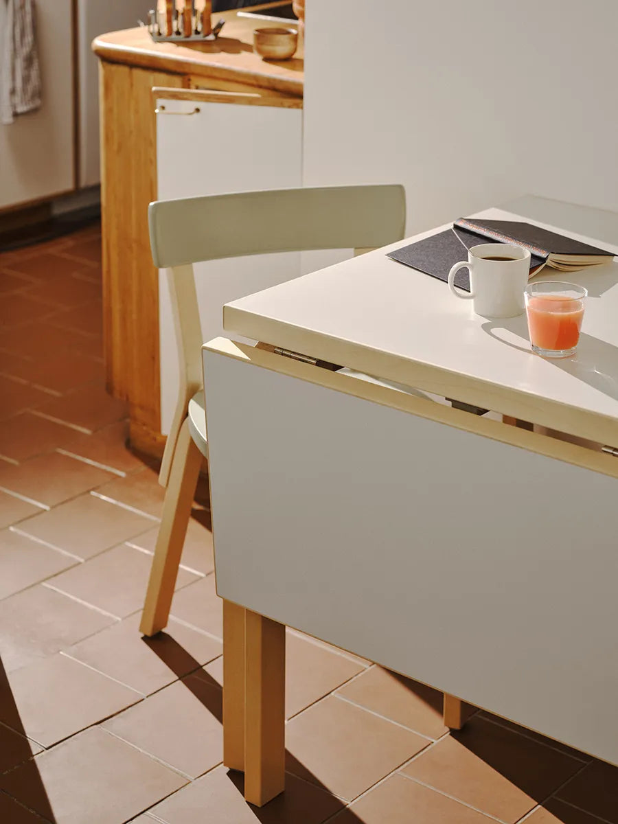 Chair 69 von Artek - 7 - Jacobsen Plus