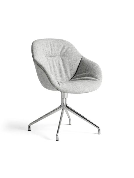 About a Chair AAC121 Soft von HAY - Steelcut / Schwarz pulverbeschichtetes Aluminium - Jacobsen Plus