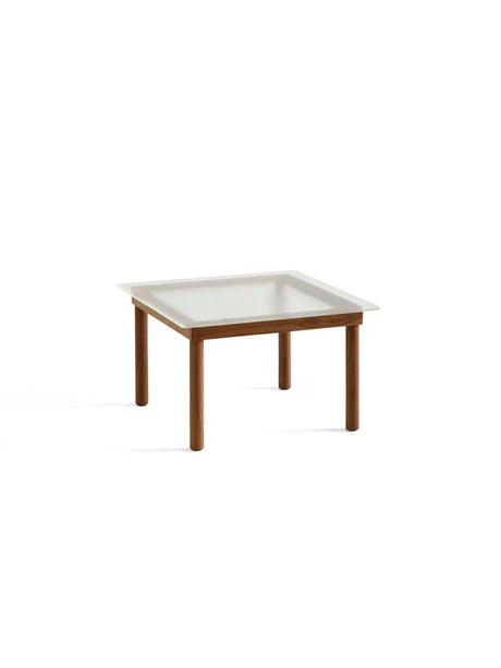 Kofi Couchtisch 60x60 von HAY - Klares Glas mit Reeddekor / Wasserbasiert lackiertes Walnussholz - Jacobsen Plus