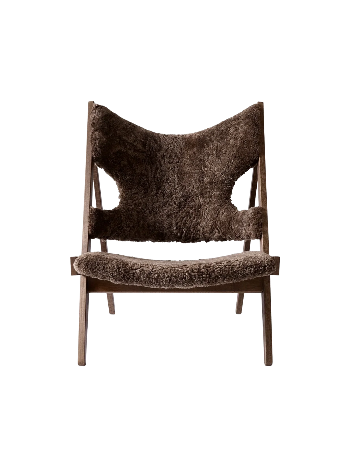 Knitting Lounge Chair, Sheepskin fra Audo Copenhagen - Sheepskin Root - Dark Stained Oak - Jacobsen Plus