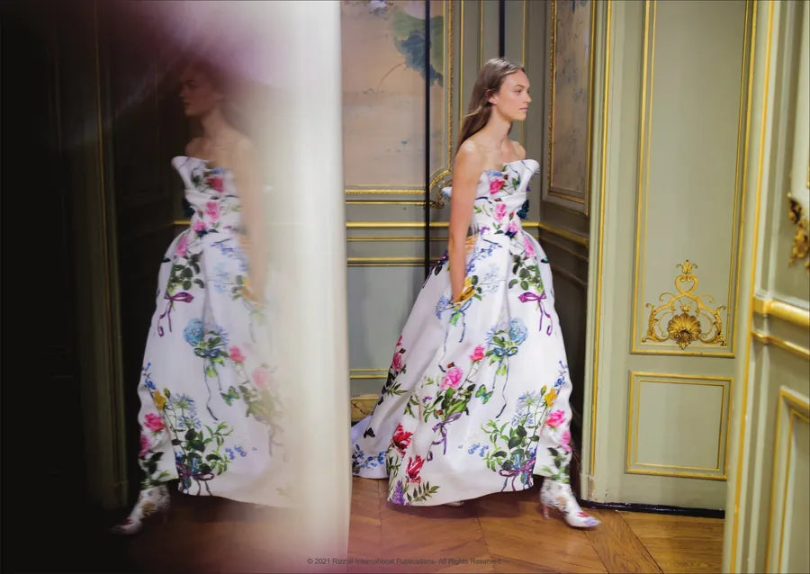Monique Lhuillier: Dreaming of Fashion and Glamour von New Mags - 7 - Jacobsen Plus