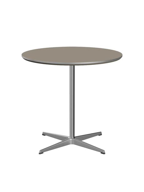 Piet Hein A622 Cafébord, Ø75 cm von Fritz Hansen - Brown Ottawa m. Alukant (Sonderfarbe) - Jacobsen Plus