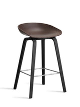 About a Stool AAS32 von HAY - Niedrig - B 50 x T 43 x H 64-75 cm / Raisin / Schwarz gebeizte Eg - Jacobsen Plus