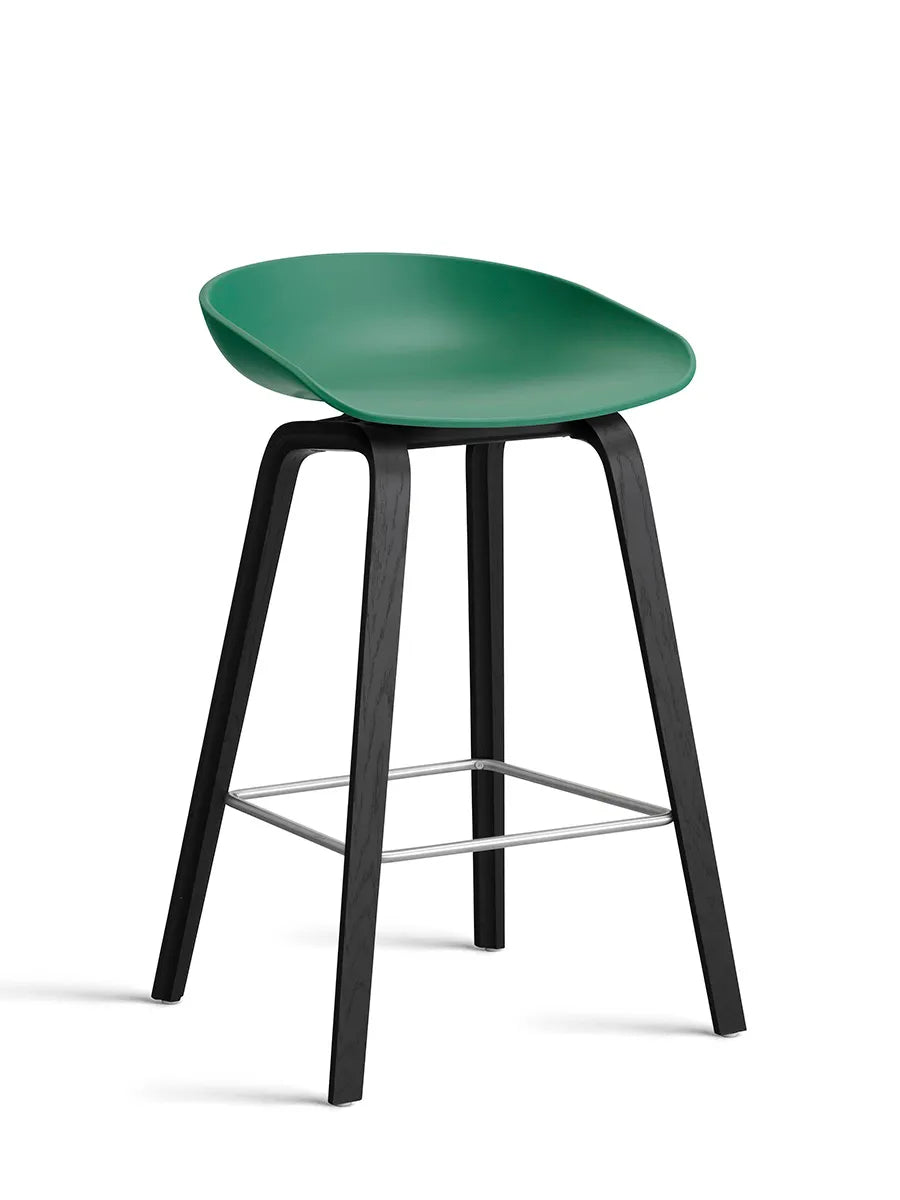 About a Stool AAS32 von HAY - Niedrig - B 50 x T 43 x H 64-75 cm / Türkisgrün / Schwarz gebeizte Eg - Jacobsen Plus