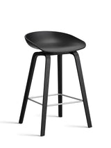 About a Stool AAS32 von HAY - Niedrig - B 50 x T 43 x H 64-75 cm / Schwarz / Schwarz gebeizte Eg - Jacobsen Plus