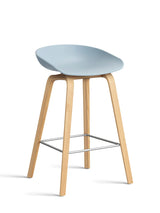 About a Stool AAS32 von HAY - Niedrig - B 50 x T 43 x H 64-75 cm / Schieferblau / Lackierte Eiche - Jacobsen Plus