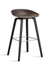 About a Stool AAS32 von HAY - Hoch - B 50 x T 46 x H 74-85 cm / Raisin / Schwarz gebeizte Eg - Jacobsen Plus