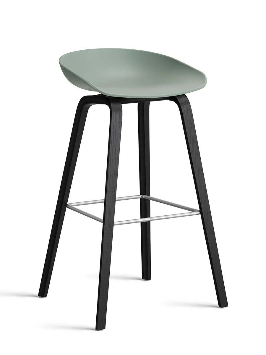 About a Stool AAS32 von HAY - Hoch - B 50 x T 46 x H 74-85 cm / Fall Green / Schwarz gebeizte Eg - Jacobsen Plus