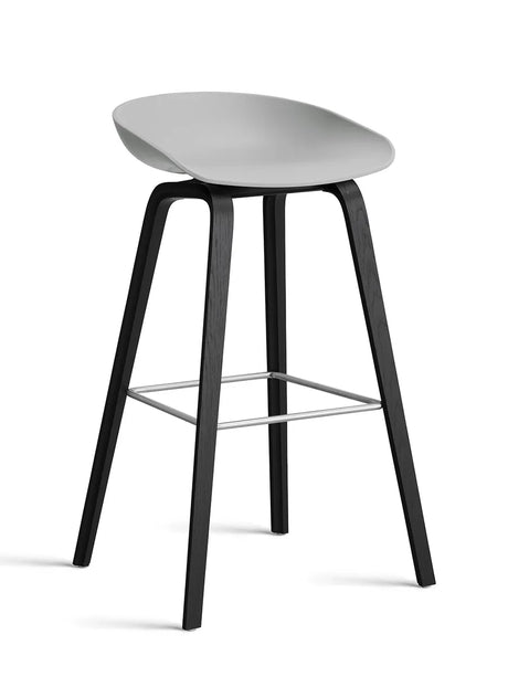 About a Stool AAS32 von HAY - Hoch - B 50 x T 46 x H 74-85 cm / Concrete Grau / Schwarz gebeizte Eg - Jacobsen Plus