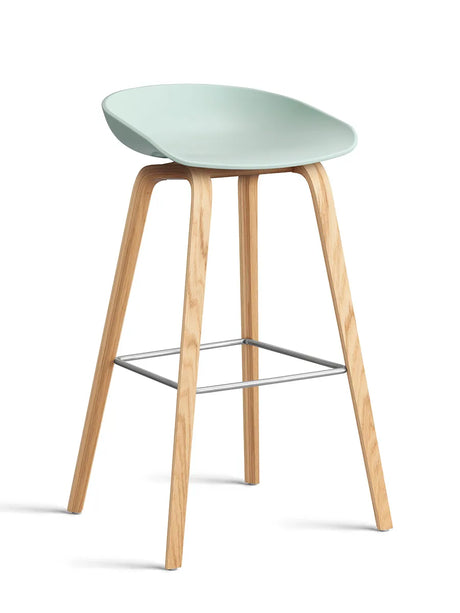 About a Stool AAS32 von HAY - Hoch - B 50 x T 46 x H 74-85 cm / Dusty Mint / Lackierte Eiche - Jacobsen Plus